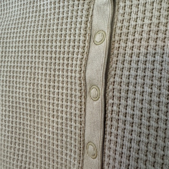 Offline by Aerie Main Squeeze Seamless Waffle Knit Long Sleeve Cropped / Med - Picture 6 of 10